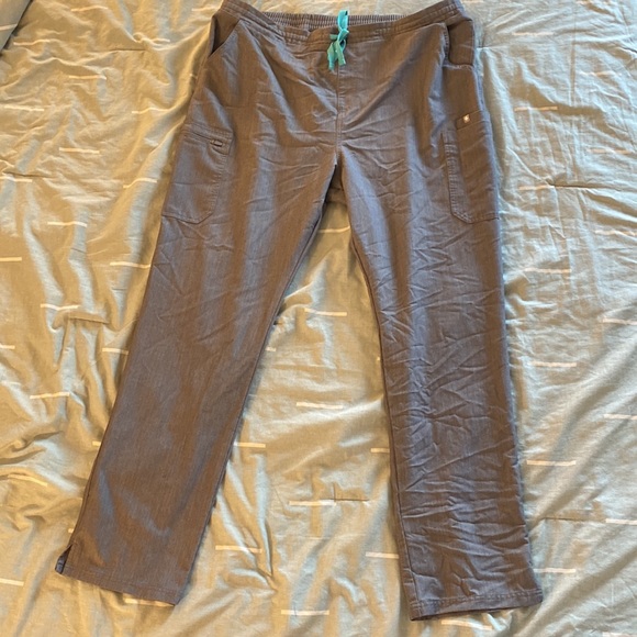 Figs Other Figs Graphite Livingston Yola And Rafaela Poshmark